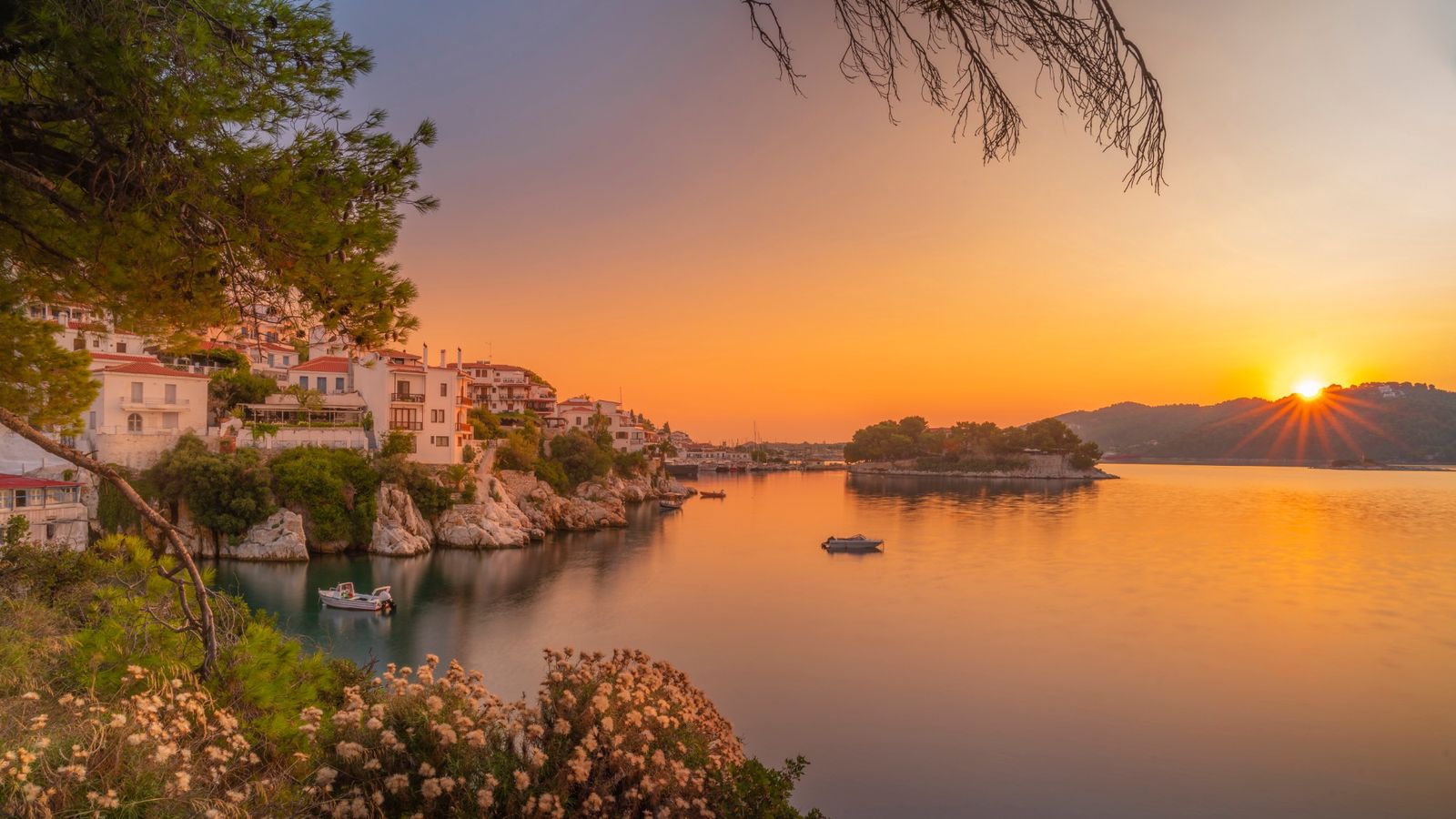 Sailing the Sporades: A One-Week Loop from Volos